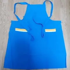 青いポリエステルエプロン