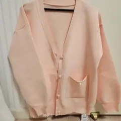 ピンク 長袖 カーディガン ボタン付き