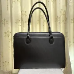 Item thumbnail for item 6283b8d8-ff88-49b2-b253-76e826f2193a