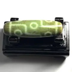 Item thumbnail for item 0f37c9bf-2b81-43b7-a7f6-61a138aaf1e3