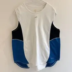一点物✨Brooks タンクトップ ホワイト/ブラック/ブルー　ノースリーブ