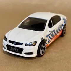 マッチボックス ホールデン VF コモドア SSV （警察車両仕様）のサムネイル