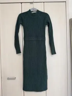 Lily Brown ダークグリーン リブ編みワンピース