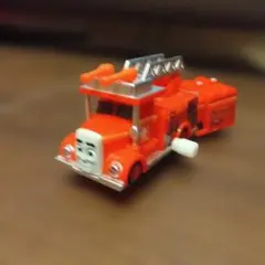 Item thumbnail for item 30ade5e1-9650-46a0-b6dc-65d86b83f3ba