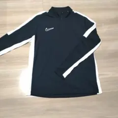 NIKE　ナイキ　ハーフジップウェア　長袖　トレーニング　Lサイズ　黒白