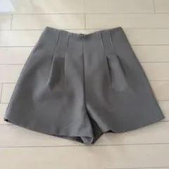 GRL ハイウエストタックショートパンツ