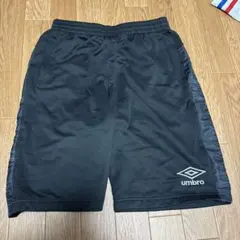 umbro 黒 ハーフパンツ サイドポケット付き