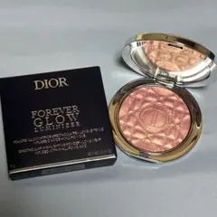 【新作】ディオールスキン フォーエヴァー グロウ ルミナイザー04ピンクストロボ