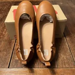 新品未使用　fitflop ALLEGRO フラットシューズ２５㌢　キャメル本革