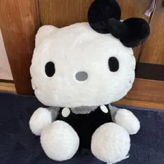 Hello Kitty モノクロドール GJ ぬいぐるみ
