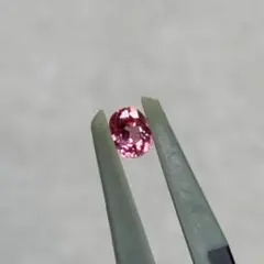 ピンクスピネル 0.15ct 3.4×2.6mm オーバル