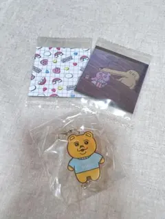 おぱんちゅうさぎ　ガチャガチャ　アクリルチャーム　シール