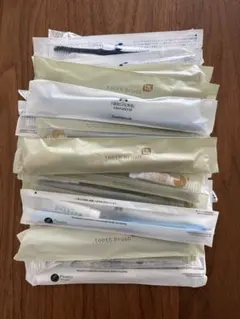 【４０本】使い捨て歯ブラシ　歯磨き粉付き　ホテル　アメニティ