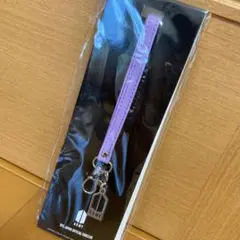 BTS ネックストラップ 新品未使用 未開封 ARMYの文字入りチャーム付き