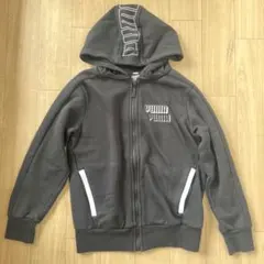 PUMA 裏起毛　フード付きパーカー　150