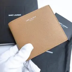 【新品未使用】SAINT LAURENT 二つ折り財布 カードケース 札入れのサムネイル