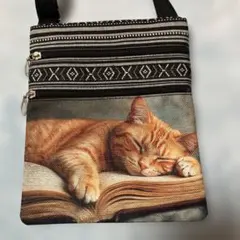 またまたお値下げ❣️新品未使用❣️猫イラスト ショルダーバッグ サコッシュ