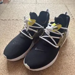 ナイキ　リアクトプレスト　ブルータルハニー　黒　29