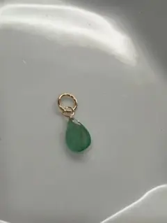 エメラルド　ペンダントトップ　14kgf ハンドメイド