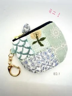 skipとanemoneの小さなミニポーチ ミナペルホネン