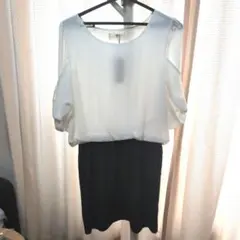 ホワイト七分袖ネイビーのレースワンピース