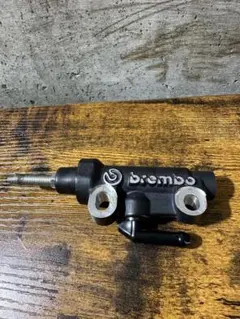 ①brembo リアマスターシリンダー スペックエンジニアリング製 カワサキ系 スペックエンジニアリング｜ブレンボリヤマスターシリンダー