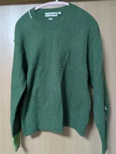 ユニクロ　ANYA HINDMARCH セーター