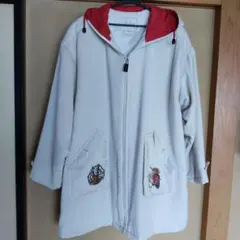 ホワイト レッド フード付きジャケット