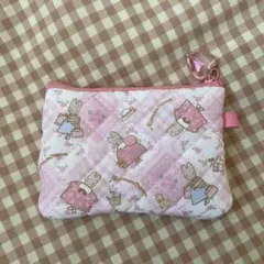 サンリオ みんなのキルト ミニフラットポーチ　マロンクリーム
