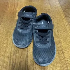 SKECHERS スニーカー 22.5cm レディース靴 キッズ靴 軽量靴のサムネイル