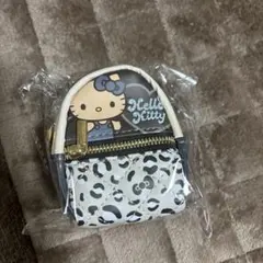日焼けキティ スカーフ付チャームリュック　ヒョウ柄　ポーチ
