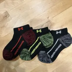 アンダーアーマー靴下　サイズ15-20