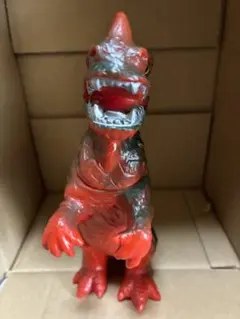 ぶたのはな ソフビ ゴミラ ウルトラマン 隼 - メルカリ