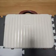 【新品】 しまむら MUMU ハッピーバッグ 靴下 スーツケース Ｌサイズ