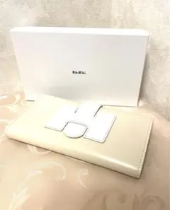 新品未使用品　浅見帆帆子さんデザイン 開運長財布 RikiRiki 浅見帆帆子さんデザイン 開運長財布 RikiRiki - メルカリ
