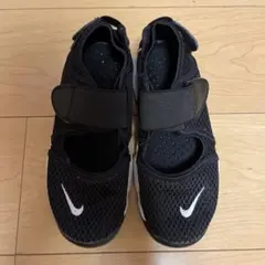 人気モデルNIKE エアリフト　２２㎝