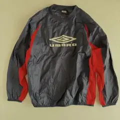 UMBRO ピステ・ウィンドブレーカー ネイビー/レッド