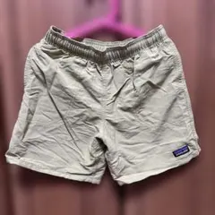 patagonia カーキショートパンツ S