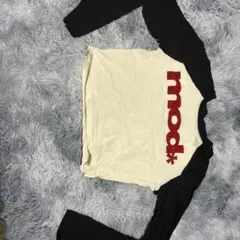 mod* ロゴ入り長袖Tシャツ アイボリー/ブラック