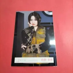 櫻坂46的野美青「Lonesomerabbit」MV衣装