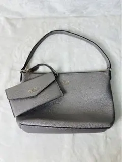 ♢guess♦︎ ゲス 非売品 サンプル品 希少 ショルダーバッグ ミニポーチ付