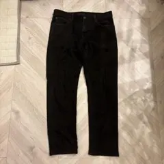 UNIQLO スリムフィット ブラックデニム