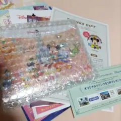 【新品未開封】ディズニーリゾート40周年『ドリームゴーラウンド』　ピンバッジ