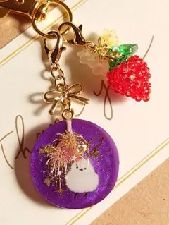 288 シマエナガ いちご レジンキーホルダー ハンドメイドチャーム ゴールド