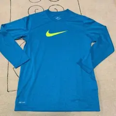 美品　NIKE ナイキ　Tシャツ　M   150㎝