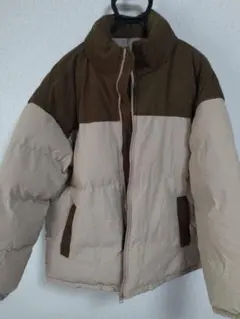 コーデュロイとナイロンのダウンジャケット