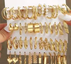 未使用　美品　フープ　ピアス　アクセサリー　セット　ゴールド色