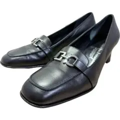 美品✨サルヴァトーレフェラガモ ブラック　ガンチーニ　パンプス　ローファー