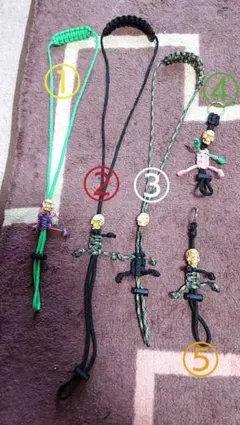 【ハンドメイド初心者】 パラコード  パラロープ ペットボトルキーホルダ