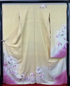 美品★中古　振袖　仕立て上がり　黄色　イエロー　モダン柄　B21